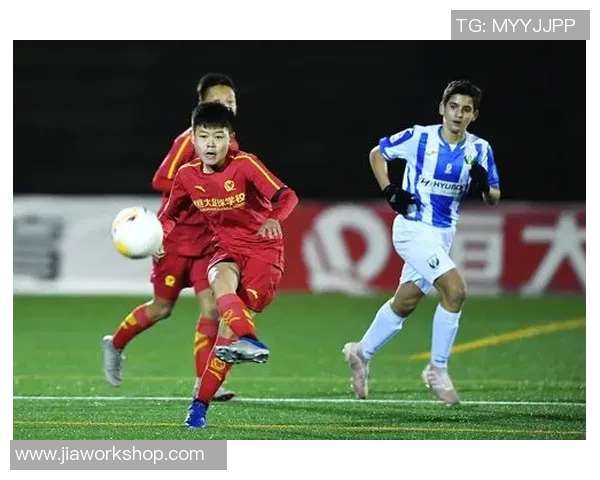 杭州足球队实力深度剖析与对手力量对比全景分析 杭州足球队实力深度剖析与对手力量对比全景分析