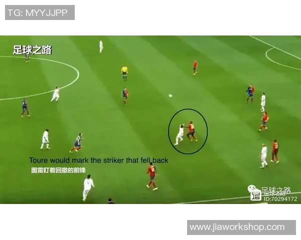 西安足球队反击战术解析与战绩提升的深度探讨 西安足球队反击战术解析与战绩提升的深度探讨